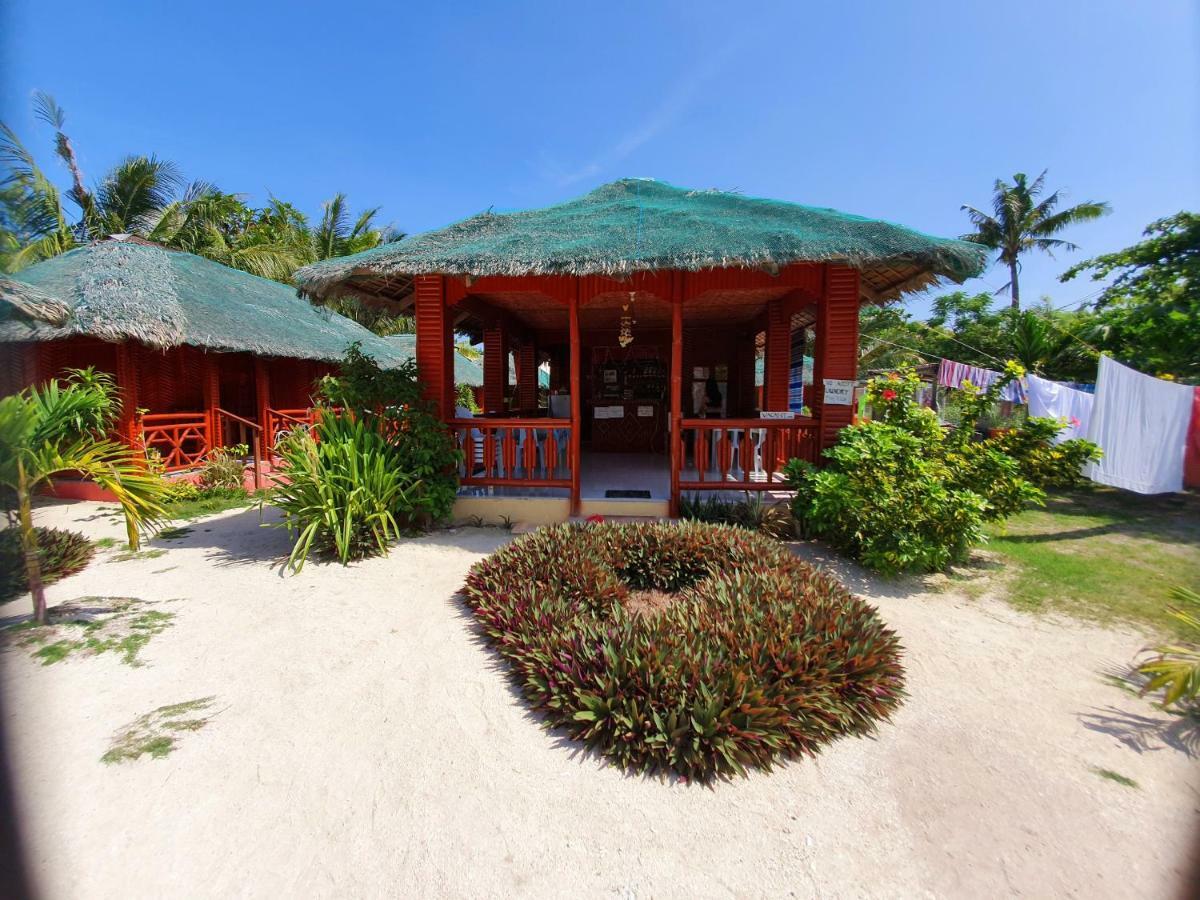 Pareja Tourist Inn Logon Luaran gambar
